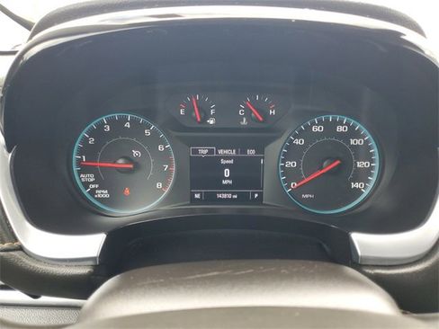 Used 2021 Chevrolet Traverse LS image 10