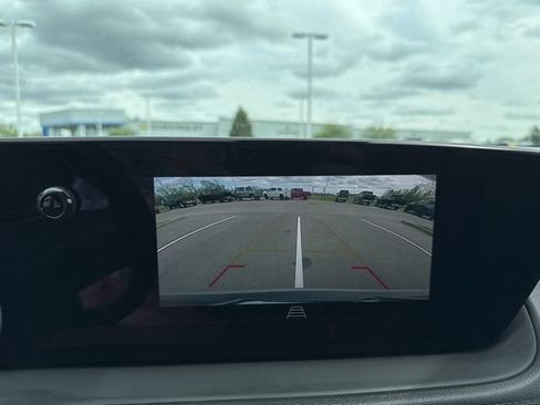 Used 2024 Buick Encore GX Preferred FWD image 25