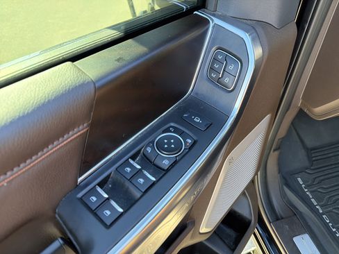 Used 2025 Ford F250 King Ranch w/ Chrome Package AWD/4WD image 10