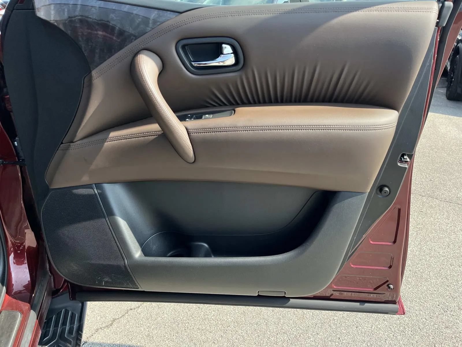 Used 2021 Nissan Armada Platinum w/ Captain's Chairs Package RWD image 29