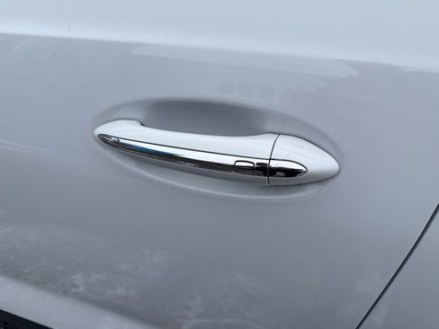 Certified 2023 Buick Encore GX Preferred w/ Cold Weather Comfort Package image 15