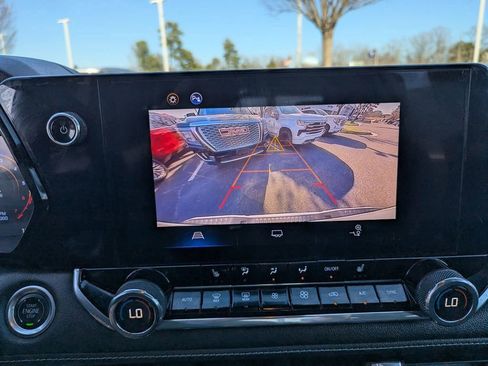 Used 2024 Chevrolet Colorado LT w/ LT Convenience Package III image 25