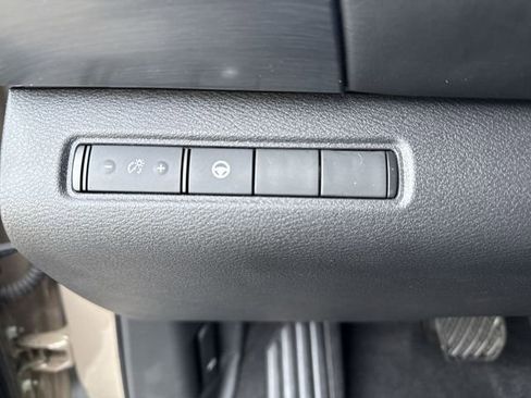 Used 2024 Nissan Pathfinder Rock Creek AWD/4WD image 25