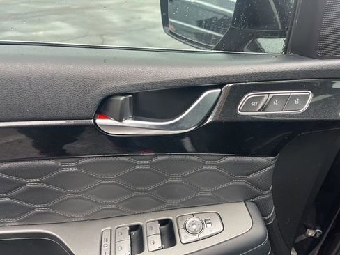 Used 2021 Hyundai Palisade Calligraphy image 21