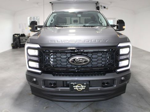New 2026 Ford F250 Lariat w/ Black Appearance Package image 62