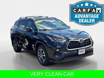 Used 2024 Toyota Highlander XLE