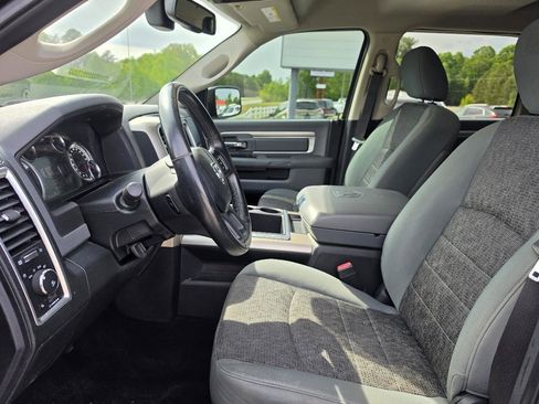 Used 2015 RAM 1500 Big Horn AWD/4WD image 3