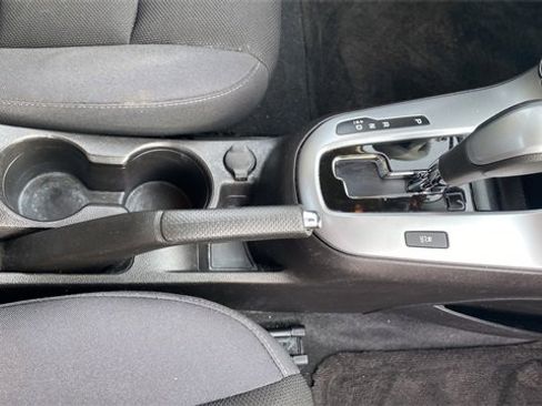Used 2016 Chevrolet Cruze LT image 14