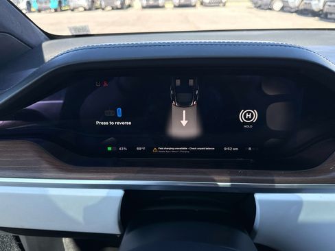 Used 2023 Tesla Model X AWD/4WD image 22