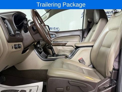 Used 2017 GMC Canyon SLT w/ Driver Alert Package AWD/4WD image 12