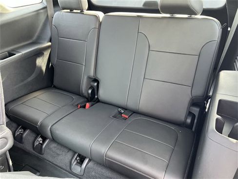 Certified 2023 Chevrolet Traverse Premier image 25