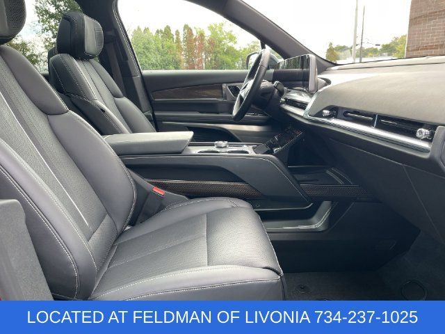 Certified 2026 Cadillac Vistiq Sport w/ LPO, Floor Liner Package AWD/4WD image 28