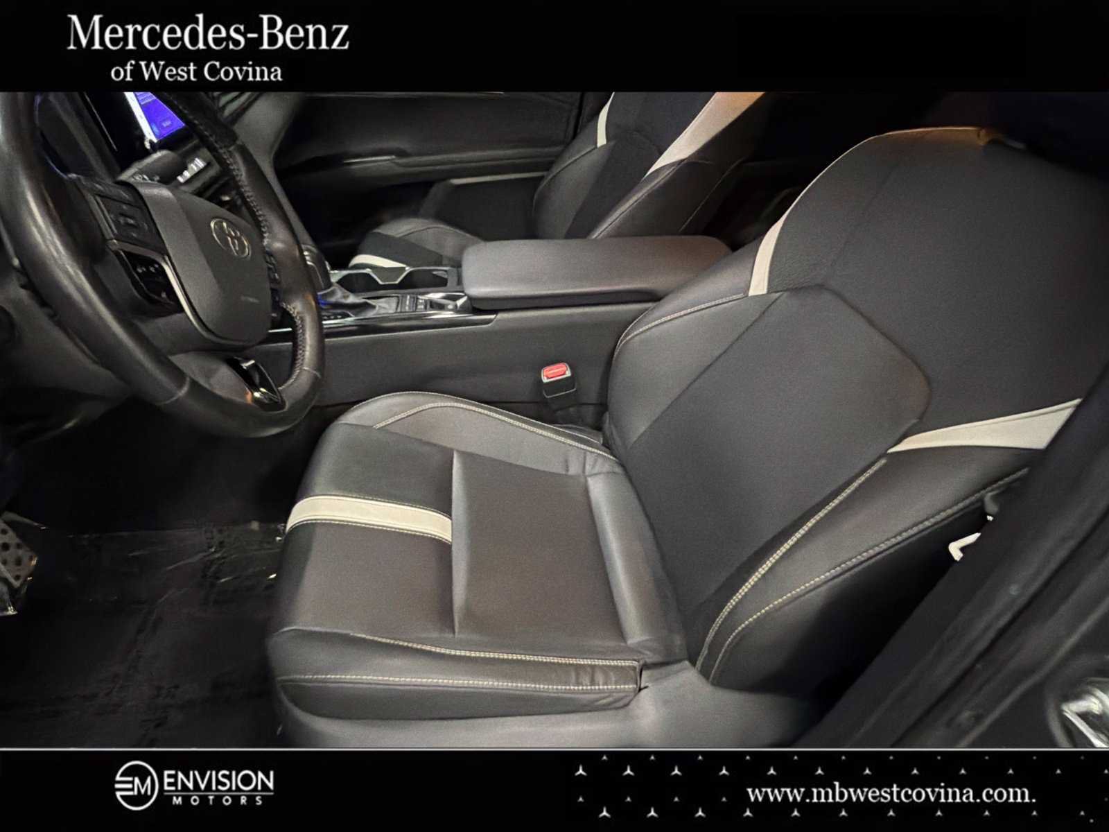 Used 2025 Toyota Camry SE FWD image 22