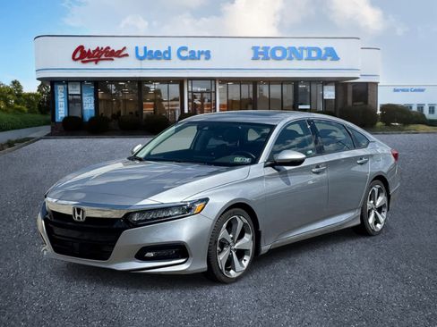 Used 2020 Honda Accord Touring image 1