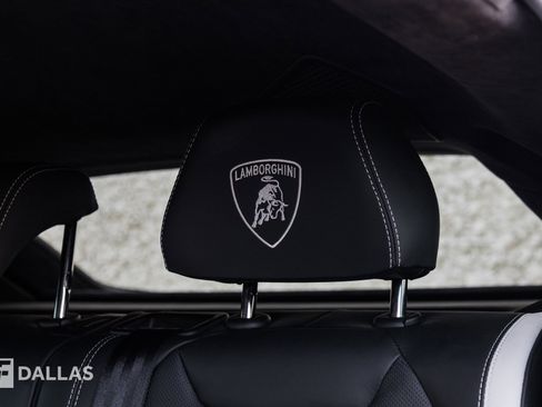 Used 2024 Lamborghini Urus S image 30