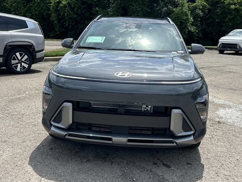 New 2026 Hyundai Kona Limited FWD image 2
