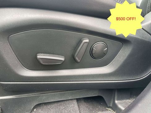 Used 2023 Ford Explorer XLT w/ Equipment Group 202A AWD/4WD image 19