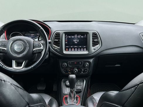 Used 2020 Jeep Compass Trailhawk AWD/4WD image 16