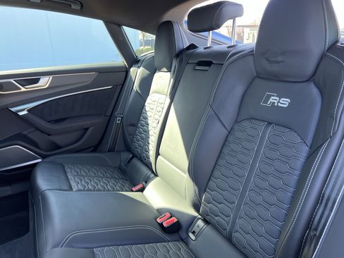 Certified 2024 Audi RS 7 Performance image 32