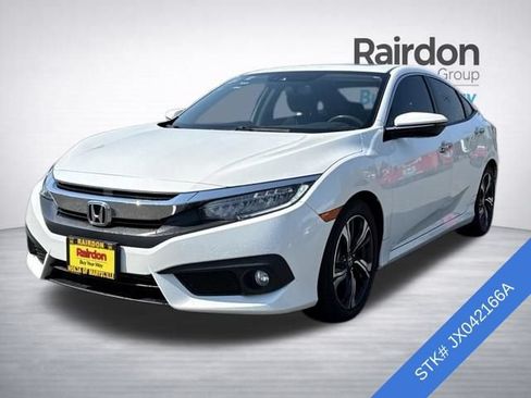 Used 2018 Honda Civic Touring image 3