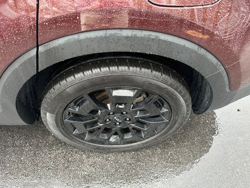 Used 2022 Kia Telluride SX w/ Nightfall Edition Package image 9