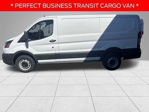 Used 2022 Ford Transit 250 Low Roof w/ Load Area Protection Package RWD image 8