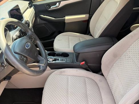Used 2020 Ford Escape SE FWD image 8