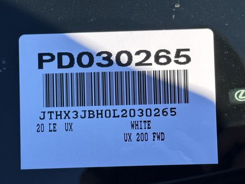 Used 2020 Lexus UX 200 image 15