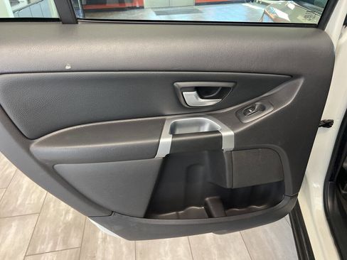 Used 2009 Volvo XC90 3.2 image 30