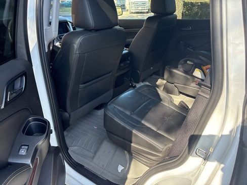 Used 2019 GMC Yukon SLT w/ Open Road Package image 14