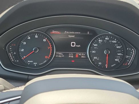 Certified 2025 Audi Q5 2.0T Premium AWD/4WD image 31