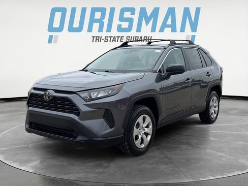 Used 2021 Toyota RAV4 LE image 2