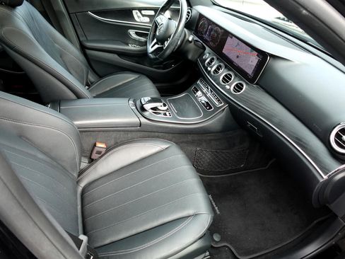 Used 2020 Mercedes-Benz E 350 4MATIC Sedan w/ Driver Assistance Package image 13