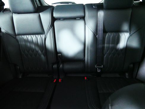 New 2026 Mitsubishi Outlander SEL AWD/4WD image 3