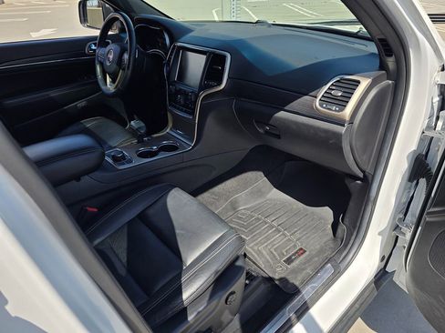 Used 2014 Jeep Grand Cherokee Limited AWD/4WD image 10