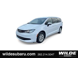 Used 2018 Chrysler Pacifica LX video 1