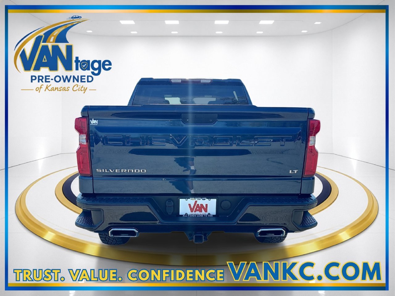Used 2021 Chevrolet Silverado 1500 LT Trail Boss w/ Bed Protection Package AWD/4WD image 7