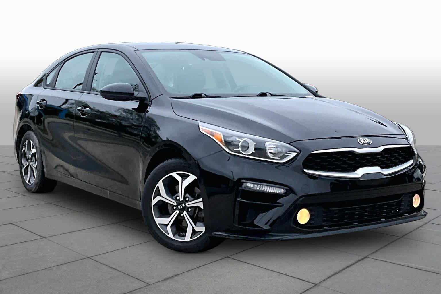 Used 2021 Kia Forte LXS FWD image 3