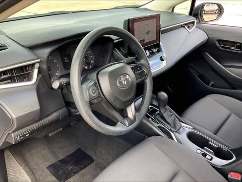 Used 2024 Toyota Corolla LE image 19