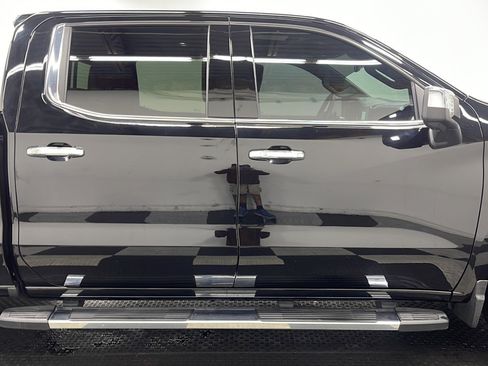 Used 2025 Chevrolet Silverado 1500 LTZ w/ LTZ Premium Package AWD/4WD image 21