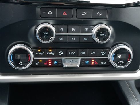 Certified 2024 Ford Expedition Max XLT image 23