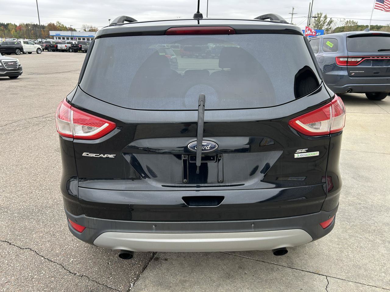 Used 2016 Ford Escape SE w/ Equipment Group 201A FWD image 6