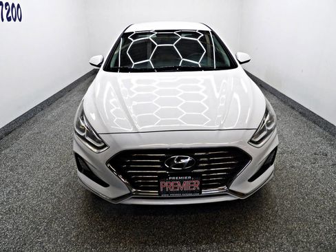 Used 2018 Hyundai Sonata SE image 2