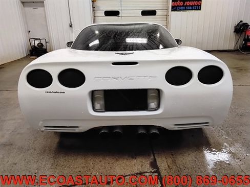 Used 1997 Chevrolet Corvette Coupe w/ Memory Pkg image 8