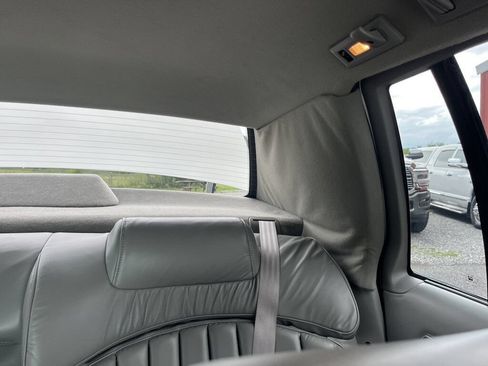 Used 1992 Buick Roadmaster Sedan RWD image 71