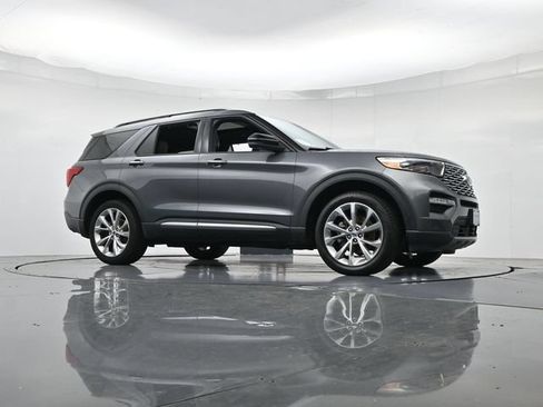 Used 2021 Ford Explorer Platinum w/ Equipment Group 601A AWD/4WD image 51