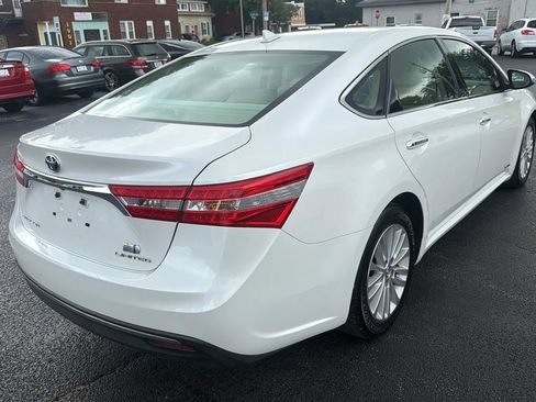 Used 2013 Toyota Avalon Limited FWD image 5