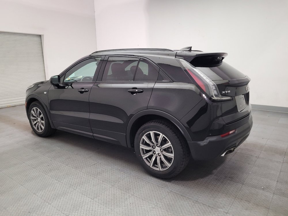 Used 2019 Cadillac XT4 Sport w/ Driver Awareness Package FWD image 3