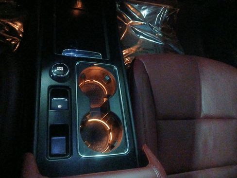 Used 2024 Lincoln Corsair Reserve w/ Jet Appearance Package image 13