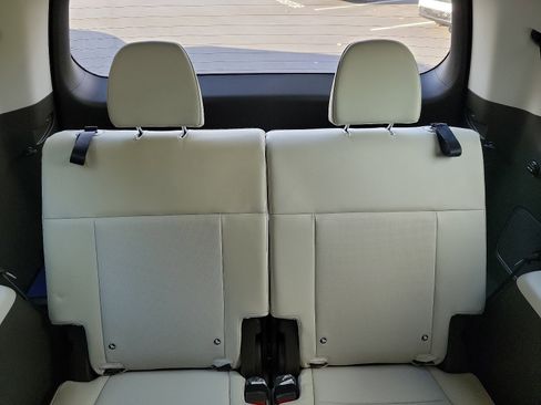 Used 2024 Hyundai Santa Fe Calligraphy image 8